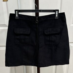 Hollister Black Women's Skirt with Front Pockets